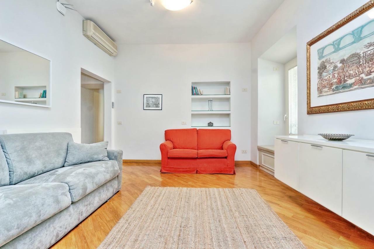 Apartment Casa Vacanze Paco Rome